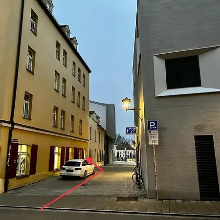 Liboria: Stylische Altstadtwohnung Регенсбург