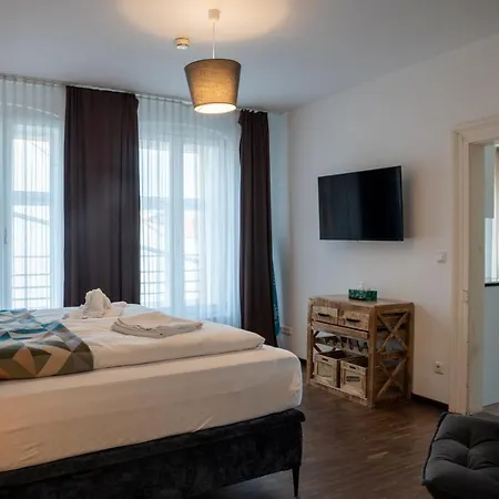 Liboria: Stylische Altstadtwohnung Ratisbona