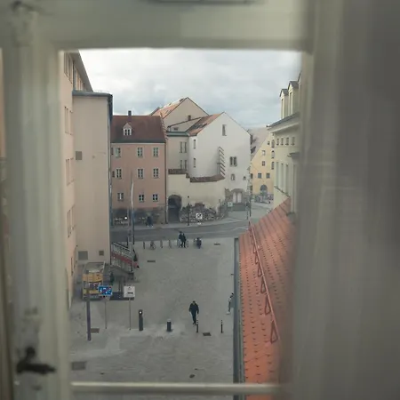 Liboria: Stylische Altstadtwohnung Апартаменти *